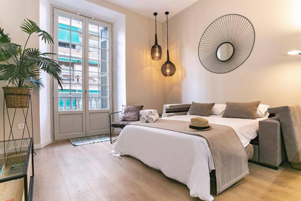 Apartment Chic In The Heart Of By Rems *